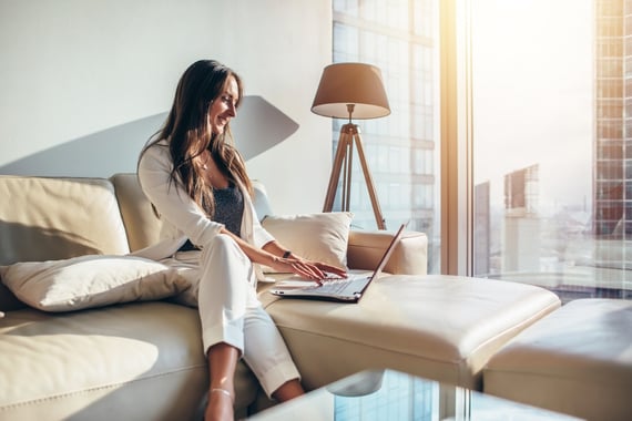 A Human using managed Desktop as a Service on her laptop